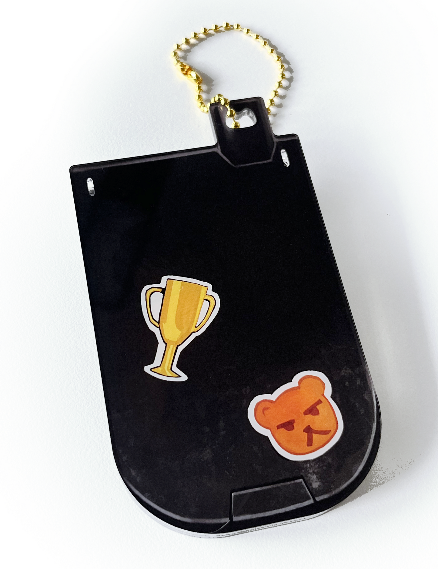 Ilya Flip-Phone Keychain